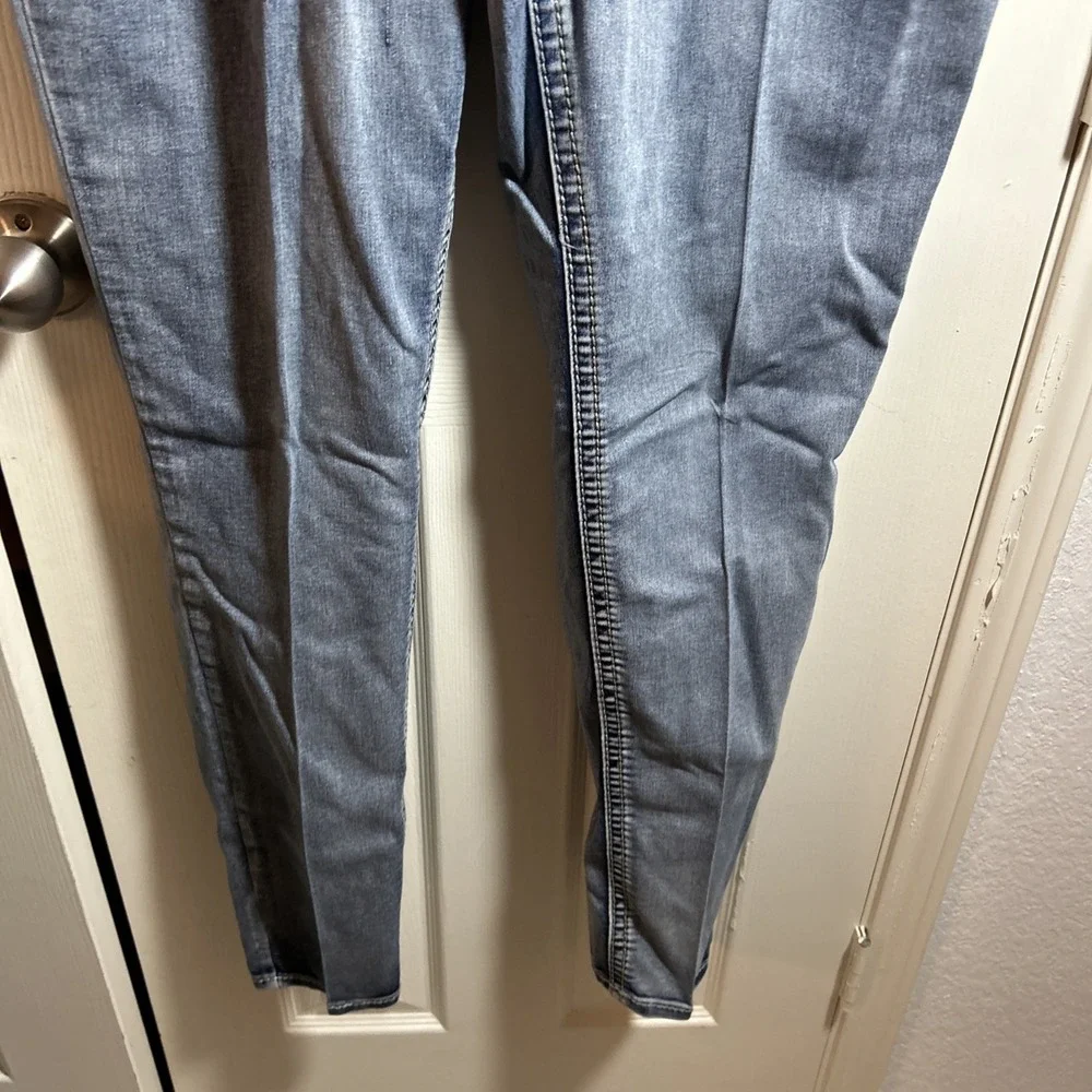 CATO Embroidered Pockets Blue Denim Jeans‎ Size 16W Womens